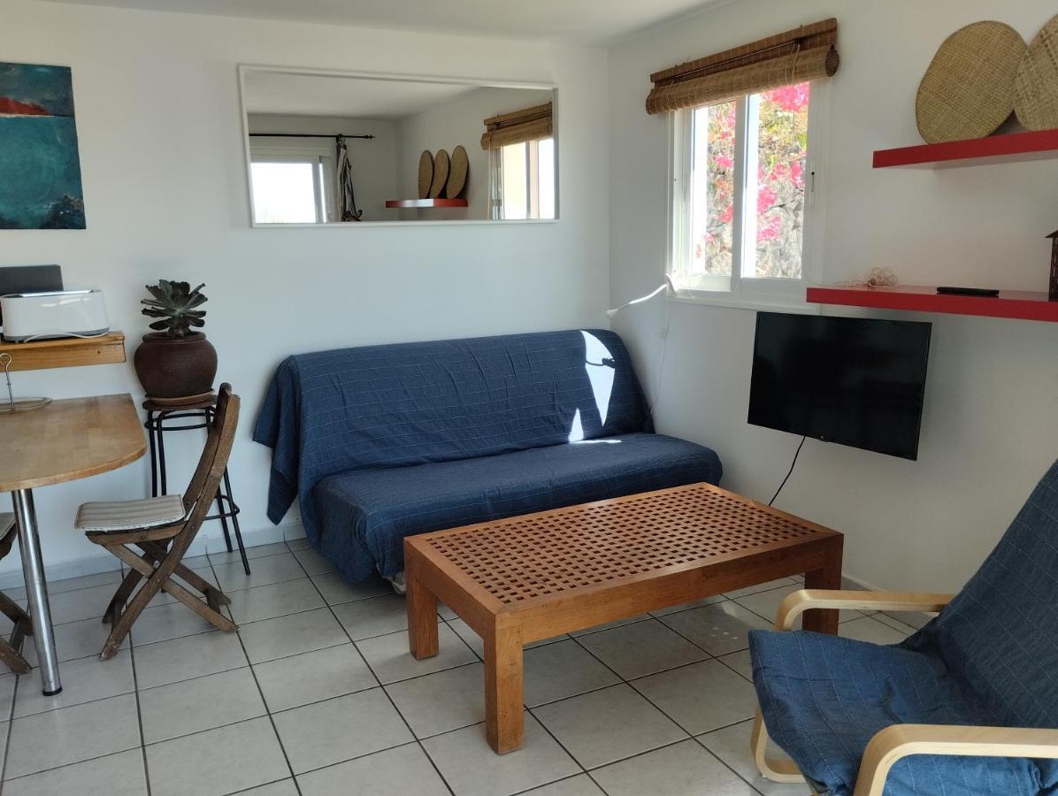 Beautiful Small Bungalow, Amazing Views And Garden * Famara
